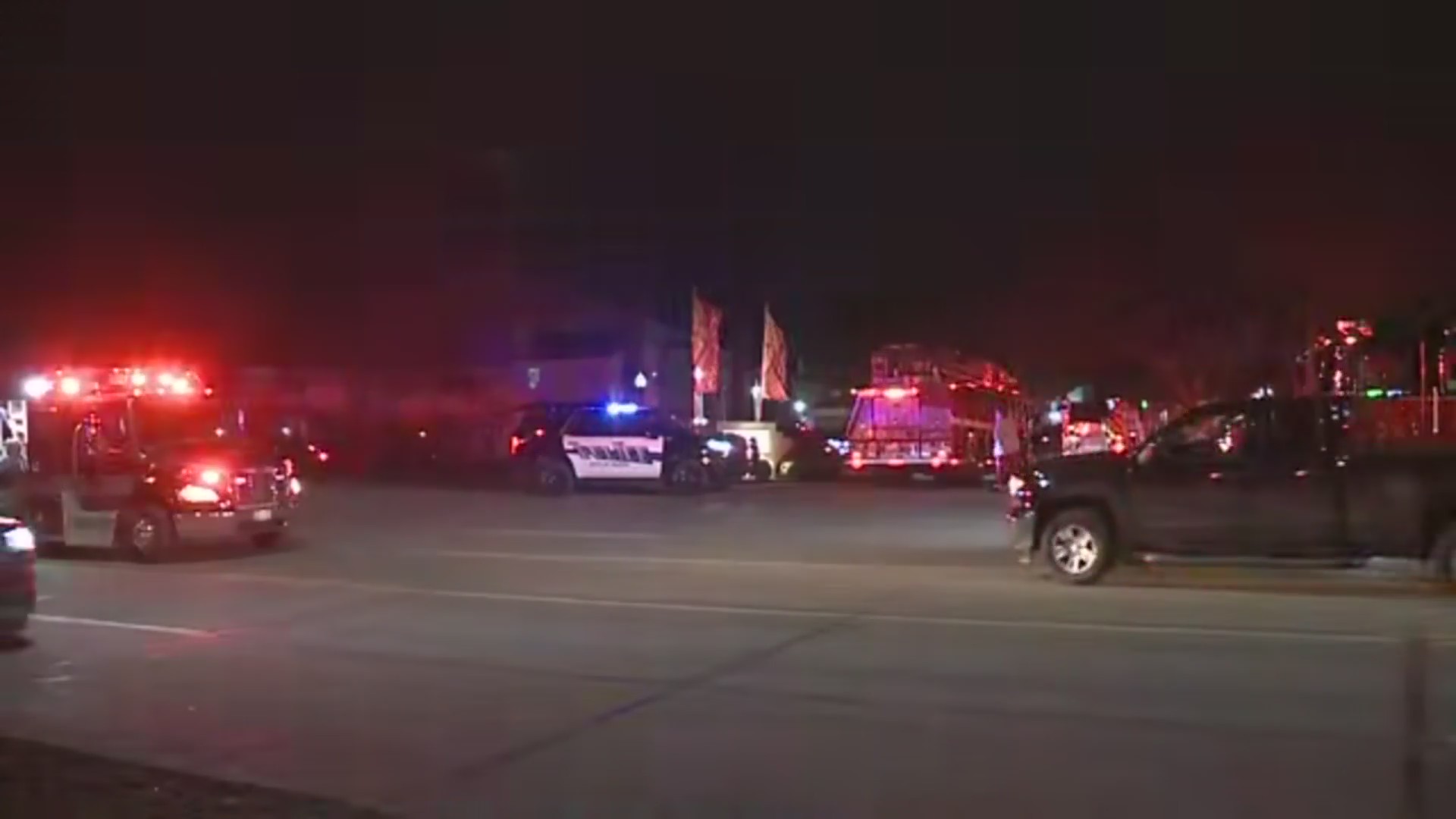 Crews on scene of fire at Woodbury Commons apartment complex in Parma