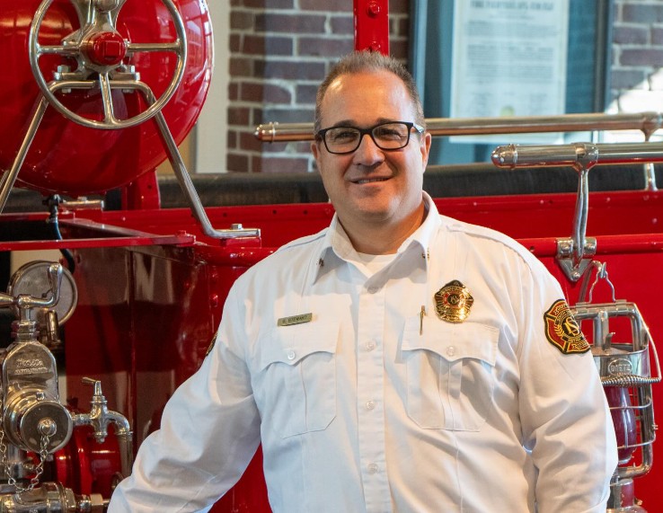 Funeral plans announced for South Davis Metro fire chief<br><br>