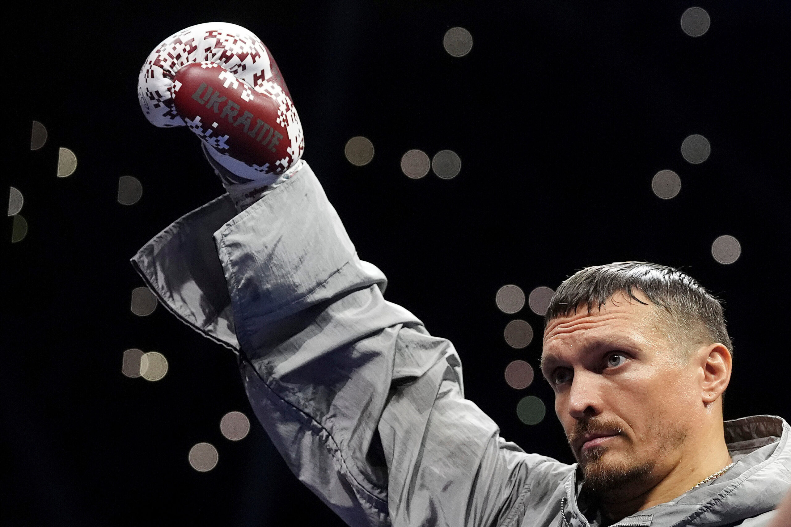 Usyk set for dramatic WBC title defense at Egypt’s Pyramids