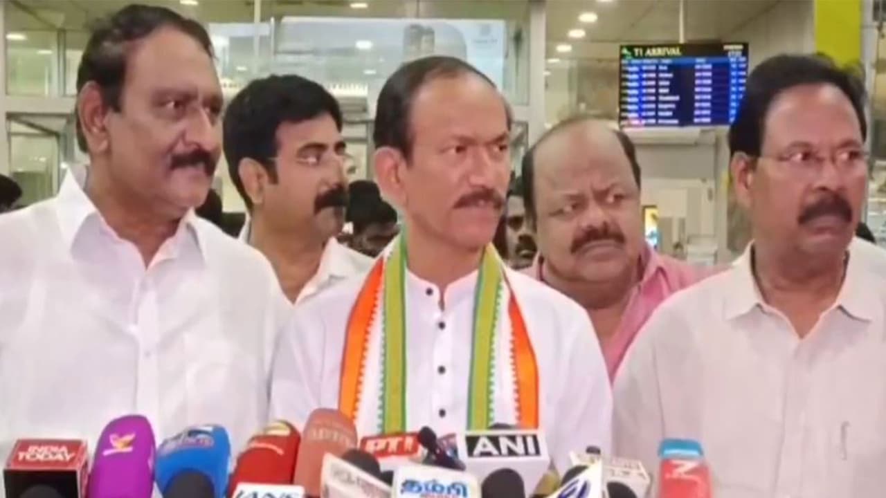 Congress confirms ongoing seat-sharing talks with DMK in Tamil Nadu