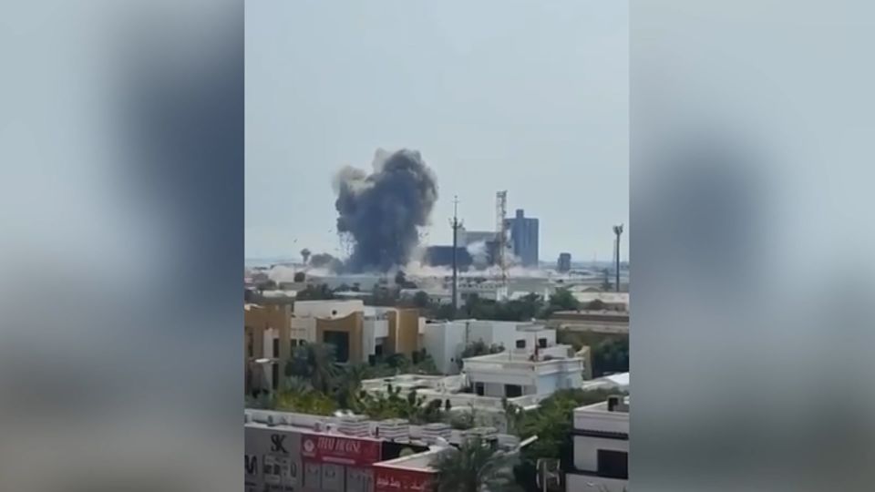 Missile strikes near US Navy base in Bahrain