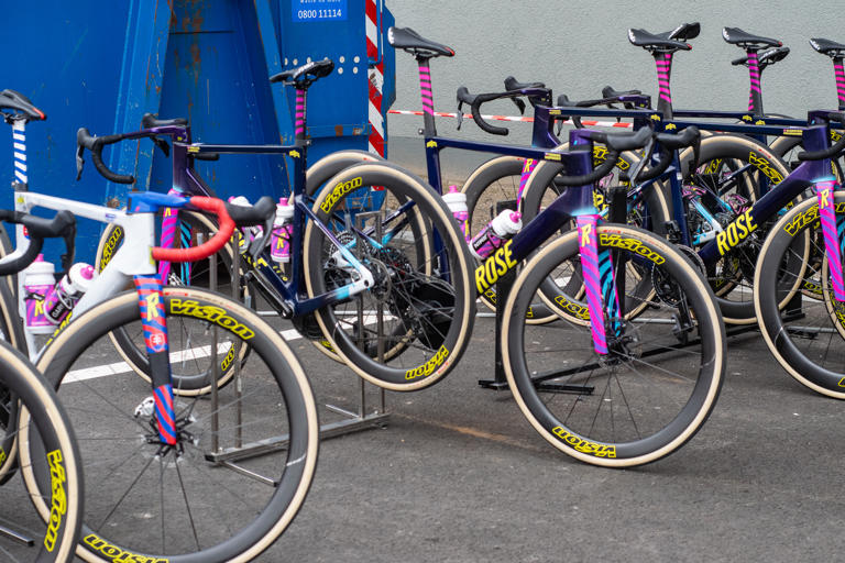 'Pick them up to bring them on board' - Shadowing SRAM race technicians ...