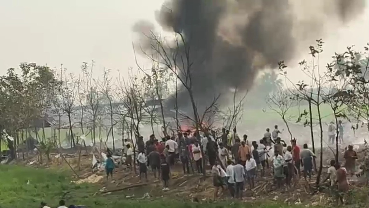 10 killed after massive explosion at firecracker factory in Andhra Pradesh