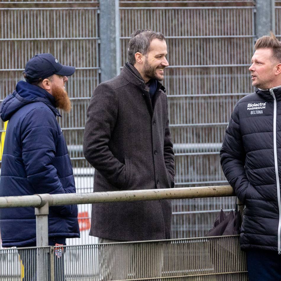 Ex-KFC-Trainer vor dem Abstieg mit Traditionsklub