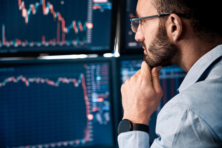 The smartest dividend stocks to buy with $150 right now