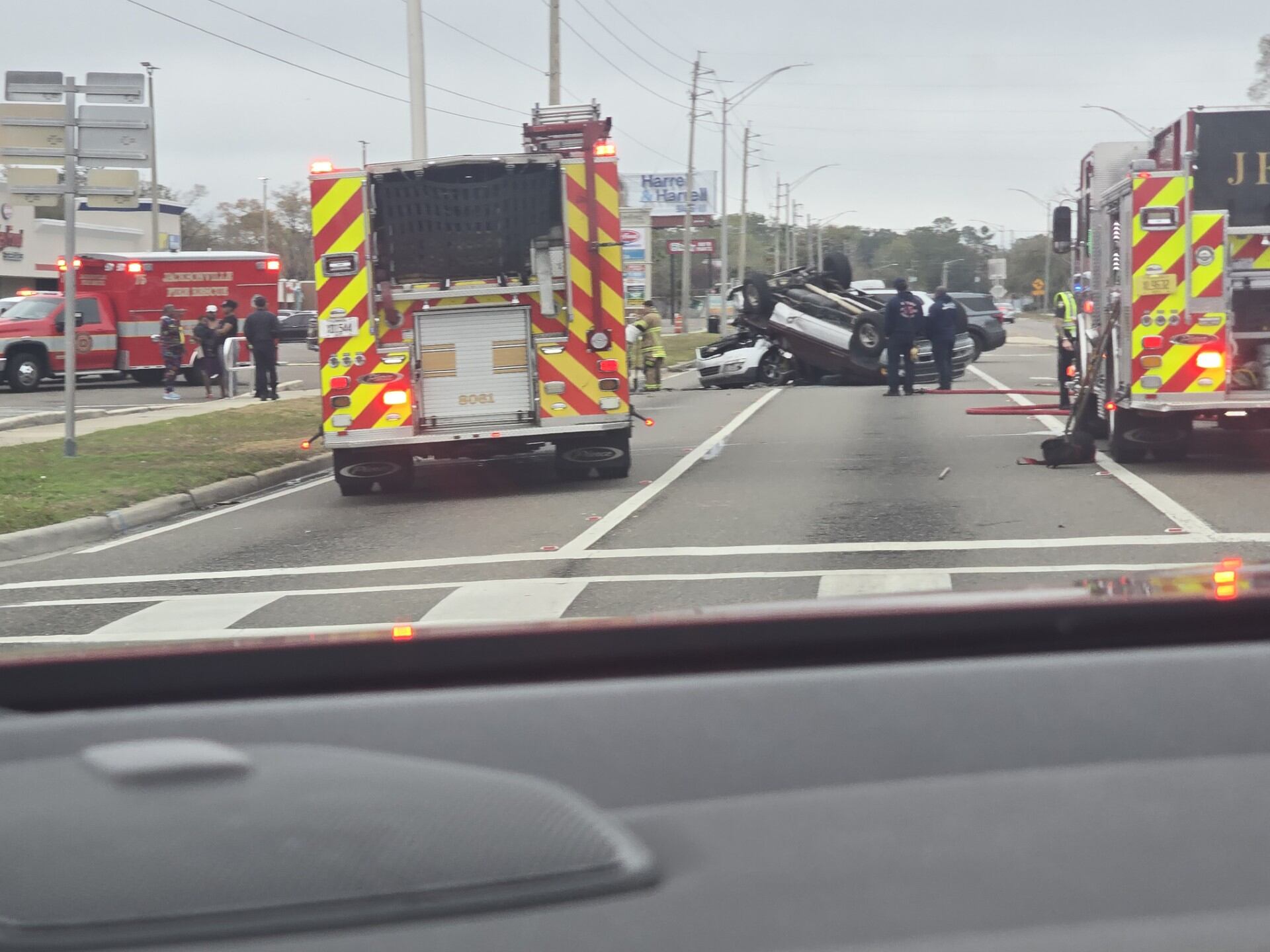 SUV flips over in major crash on Blanding Boulevard
