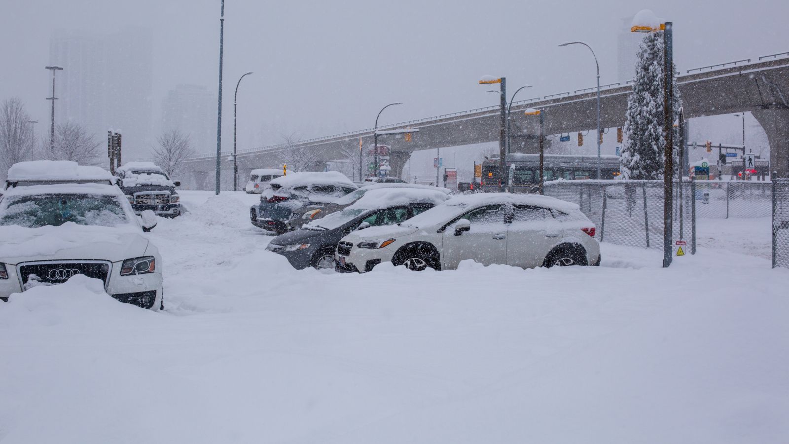 17 things that make a car bad for snow before the tires even matter
