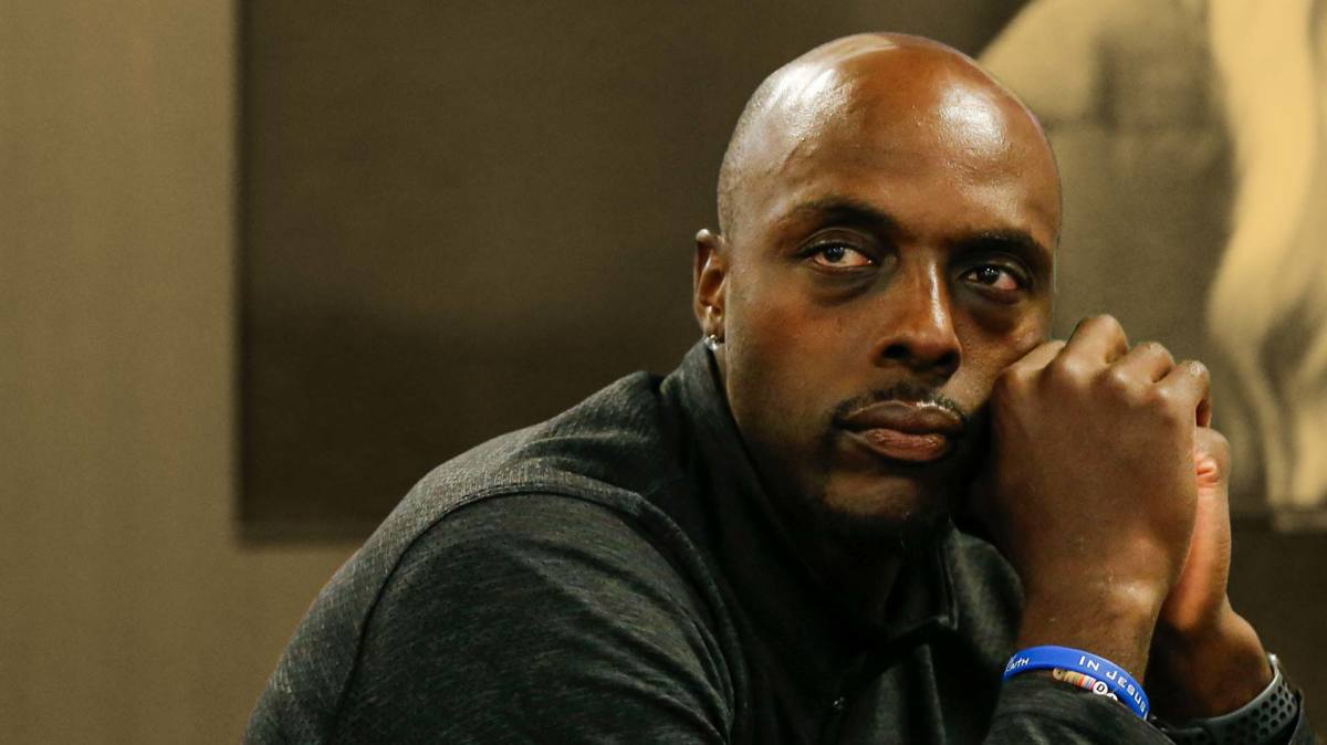 I wouldn't call almost anybody playing basketball wealthy - Ex-NBA ...