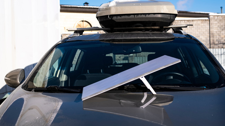 Can you put a Starlink satellite dish on your car?