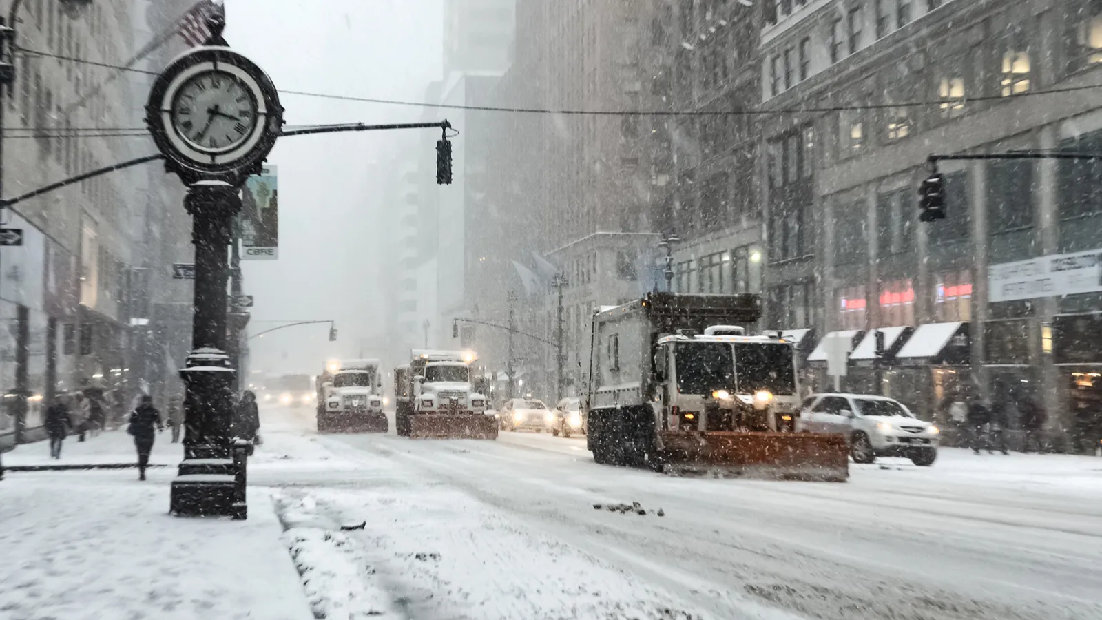 Heavy snow and strong winds slam the Rockies in rare May weather event