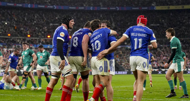XV de France : 120 ans de rivalité et un maillot spécial pour le Crunch ...