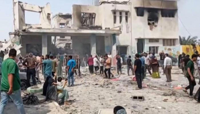 51 قتيلاً في هجوم إسرائيلي على مدرسة إيرانية للبنات