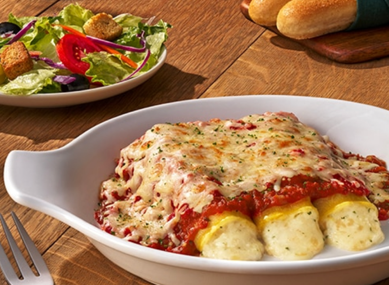 4 chain restaurants with the best stuffed shells, according to chefs