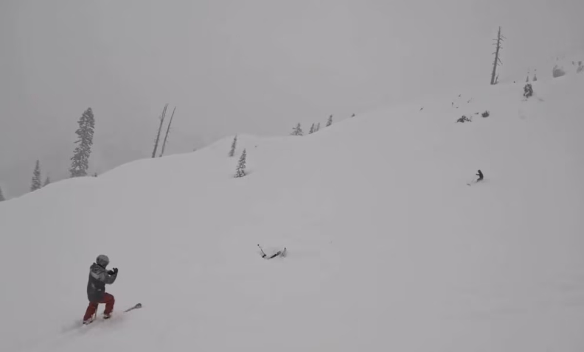 Dos amigos salvan la vida de un esquiador atrapado en la nieve en Utah