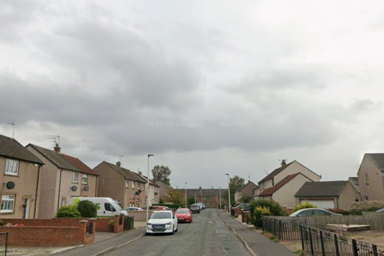 Midlothian thieves raid home in broad daylight as police launch manhunt
