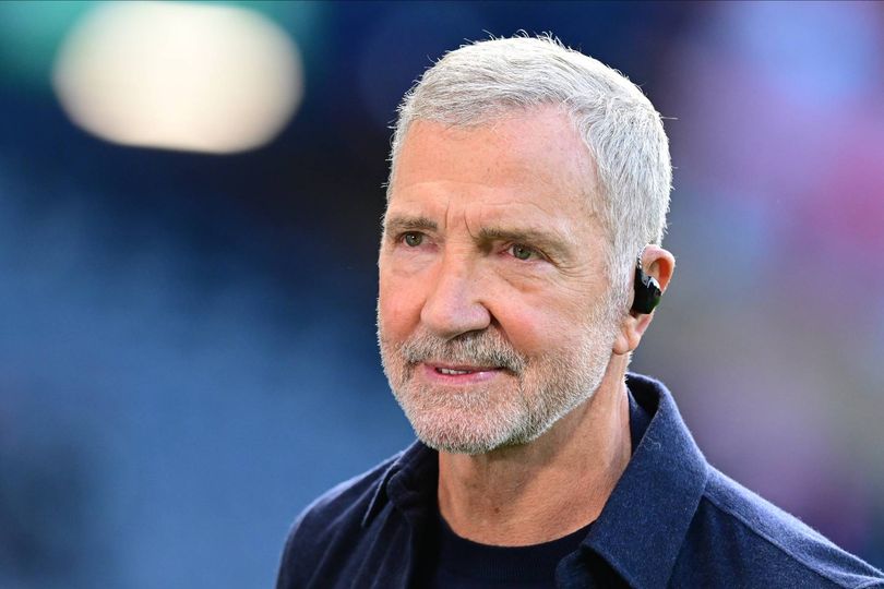 Liverpool legend Graeme Souness stranded in Abu Dhabi after Iran missile attacks<br>