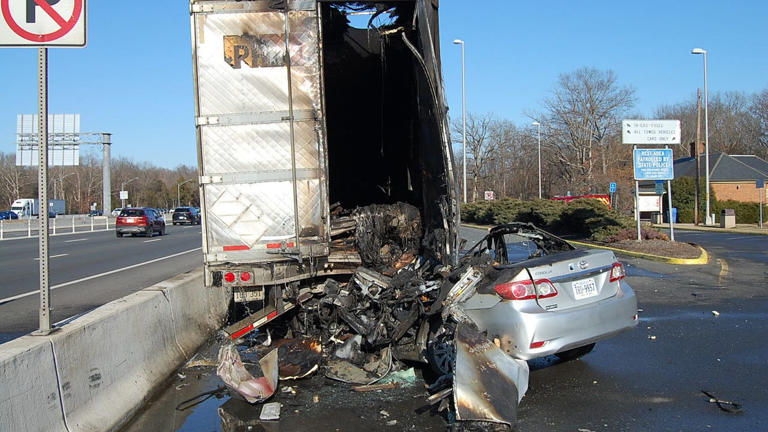 Driver dead after fiery rest stop crash in Virginia