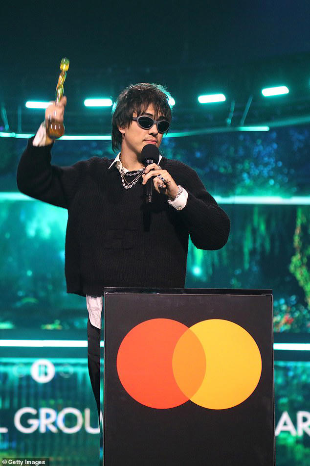 ITV is criticised by furious viewers for 'ruining' the 'boring' BRITS ...