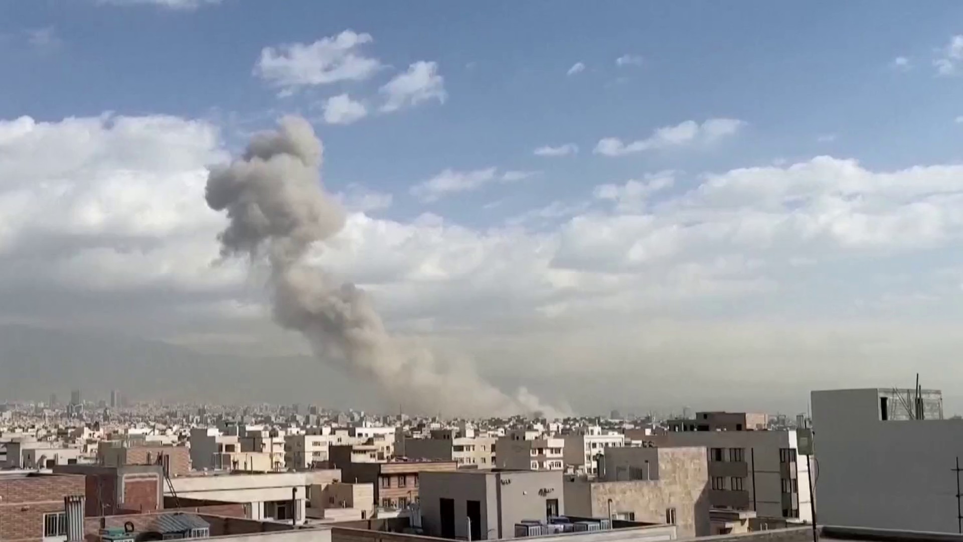 Israel begins new wave of strikes on Iran targeting missile systems<br>