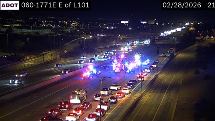 Woman dies after jumping out of moving car in Mesa