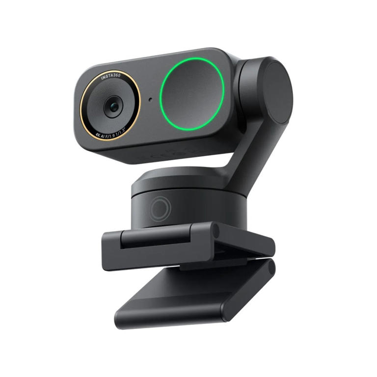 This webcam says it's as good as a DSLR 📸 – that can't be true, can it?
