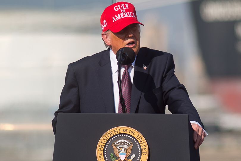 ABC abruptly halts NHL coverage for special report on breaking Donald Trump news<br><br>