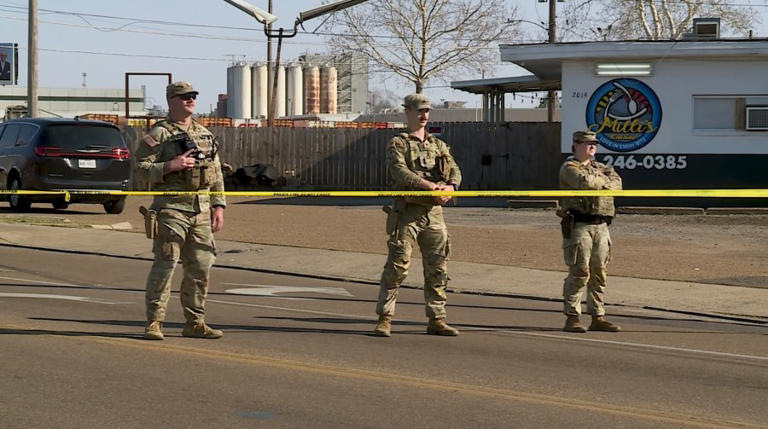 2 victims caught in crossfire during South Memphis shooting