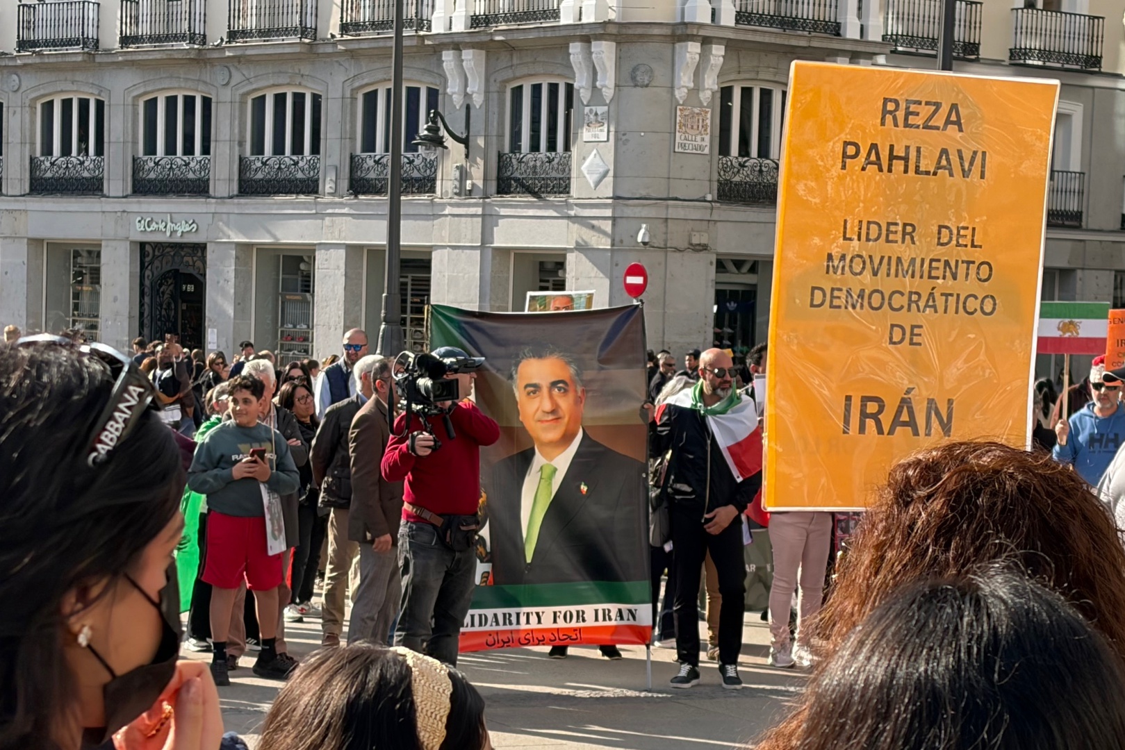 Concentraciones en Madrid y Barcelona contra el régimen de los ayatolás
