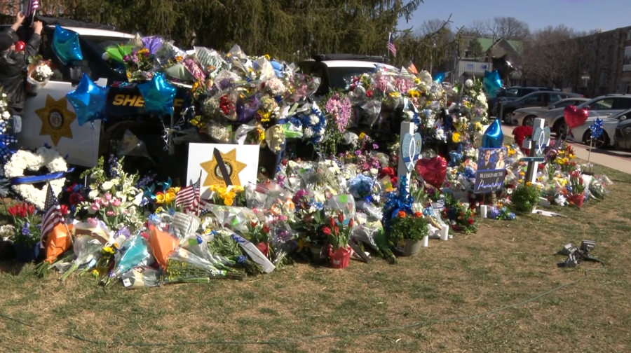 Community pays tribute to Missouri deputies killed in line of duty