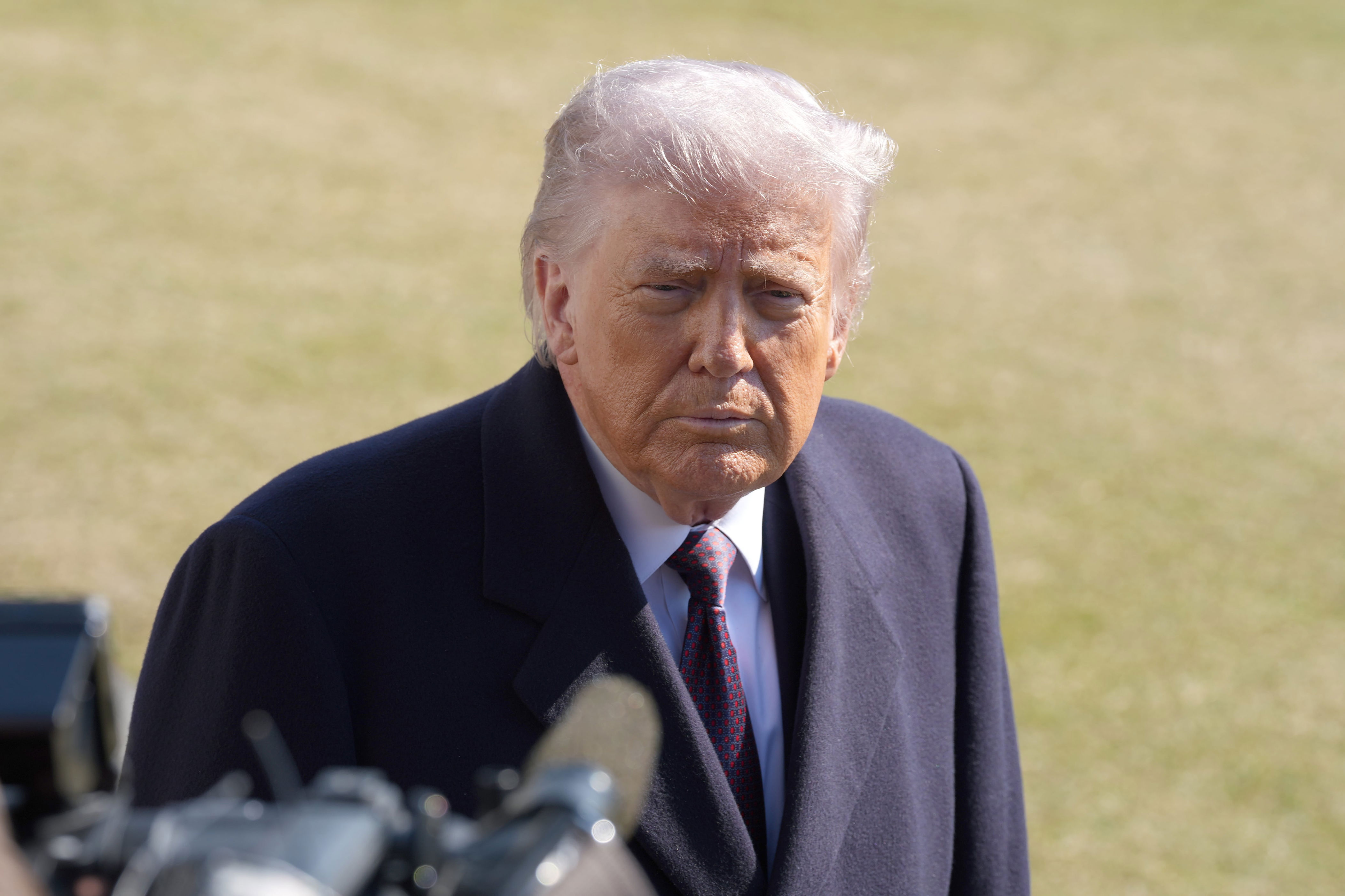 Trump dice que los bombardeos en Irán continuarán durante toda la semana