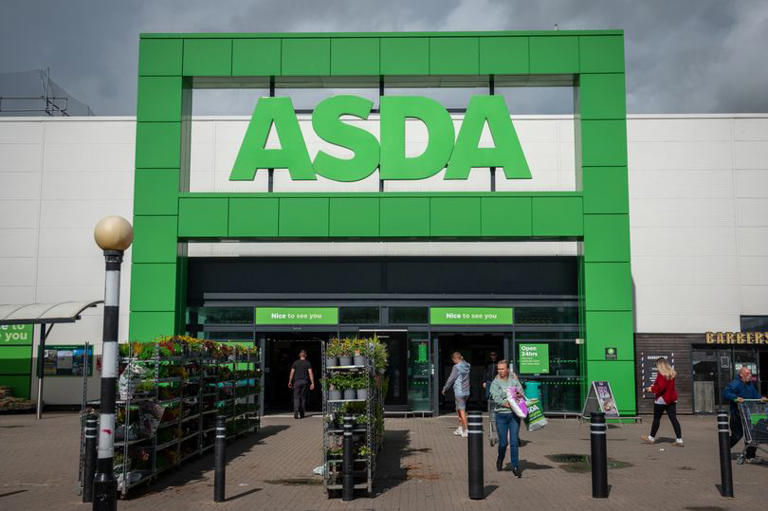 Asda's 'sensational' £42 outfit inspired by new trend 'will be everywhere'