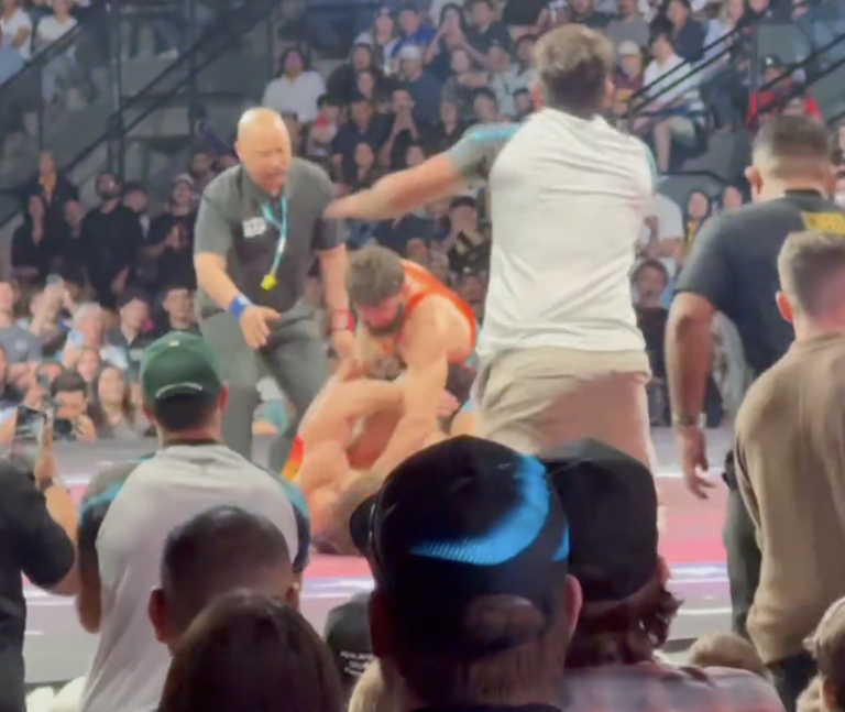 ‘Arman a menace’: Pros react to Arman Tsarukyan starting insane brawl ...