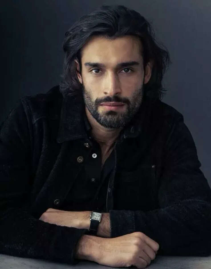 Iranian-American actor Sam Asghari praises US-Israel strikes on Iran ...