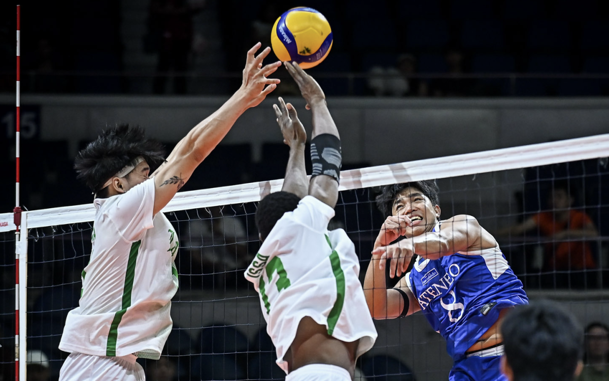 Ateneo stuns La Salle for 2nd win in UAAP