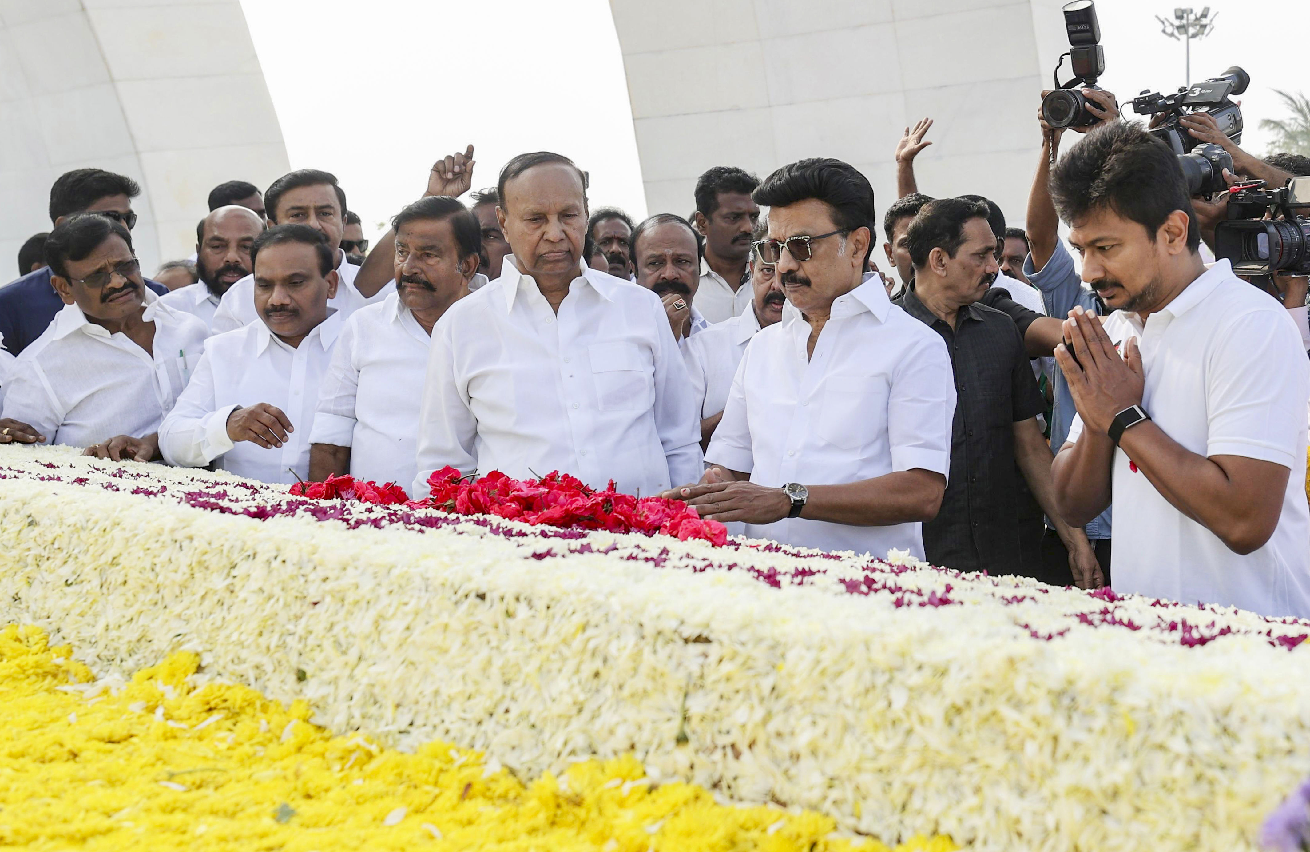 Rahul greets Tamil Nadu CM MK Stalin on his birthday