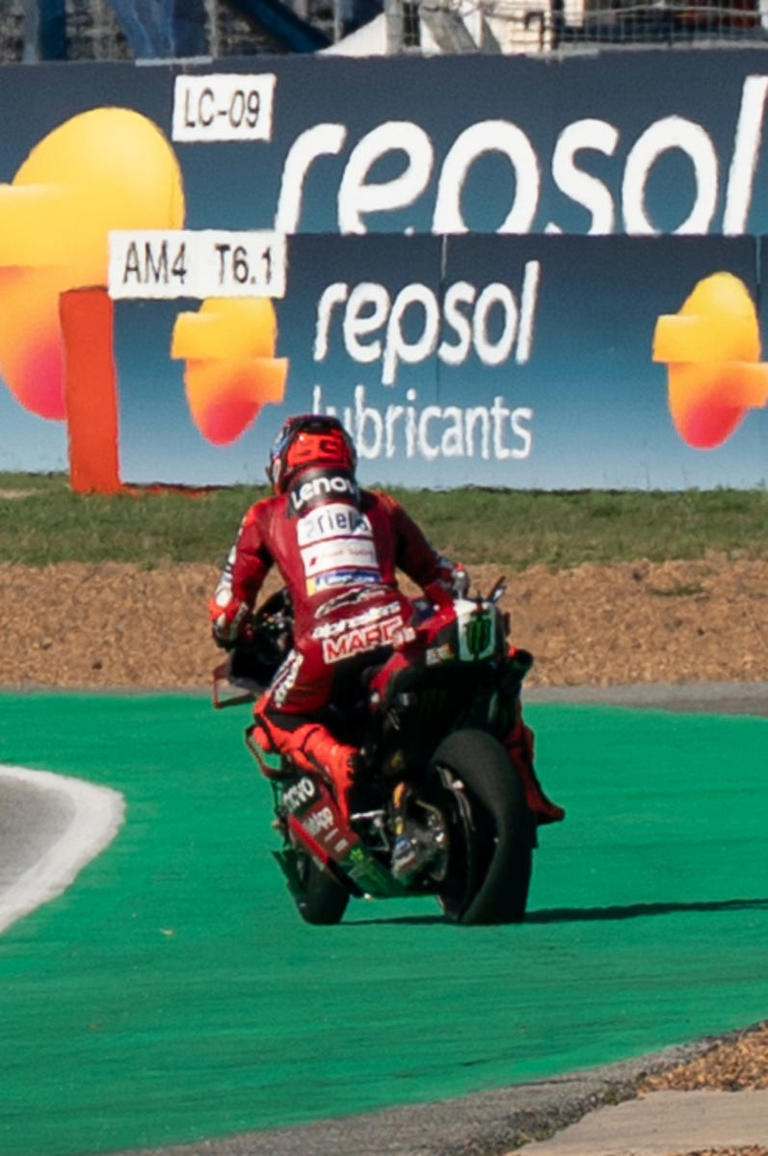 Marc Márquez, atónito con el pinchazo de Ducati frente a Marco ...