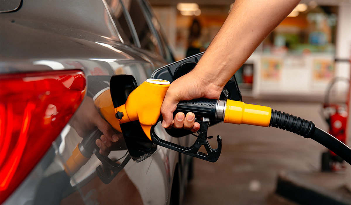 Experts urge – work from home to combat massive fuel price hikes