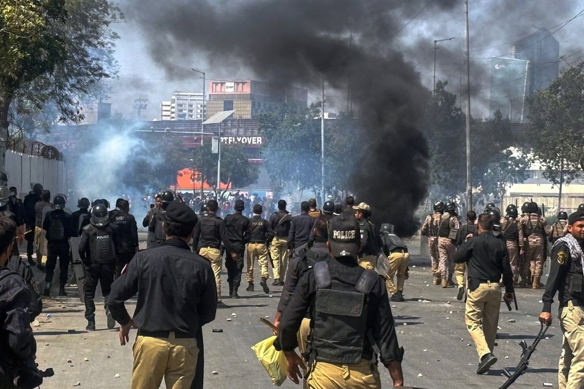 Six die in Pakistan after US consulate stormed over Khamenei’s killing<br><br>