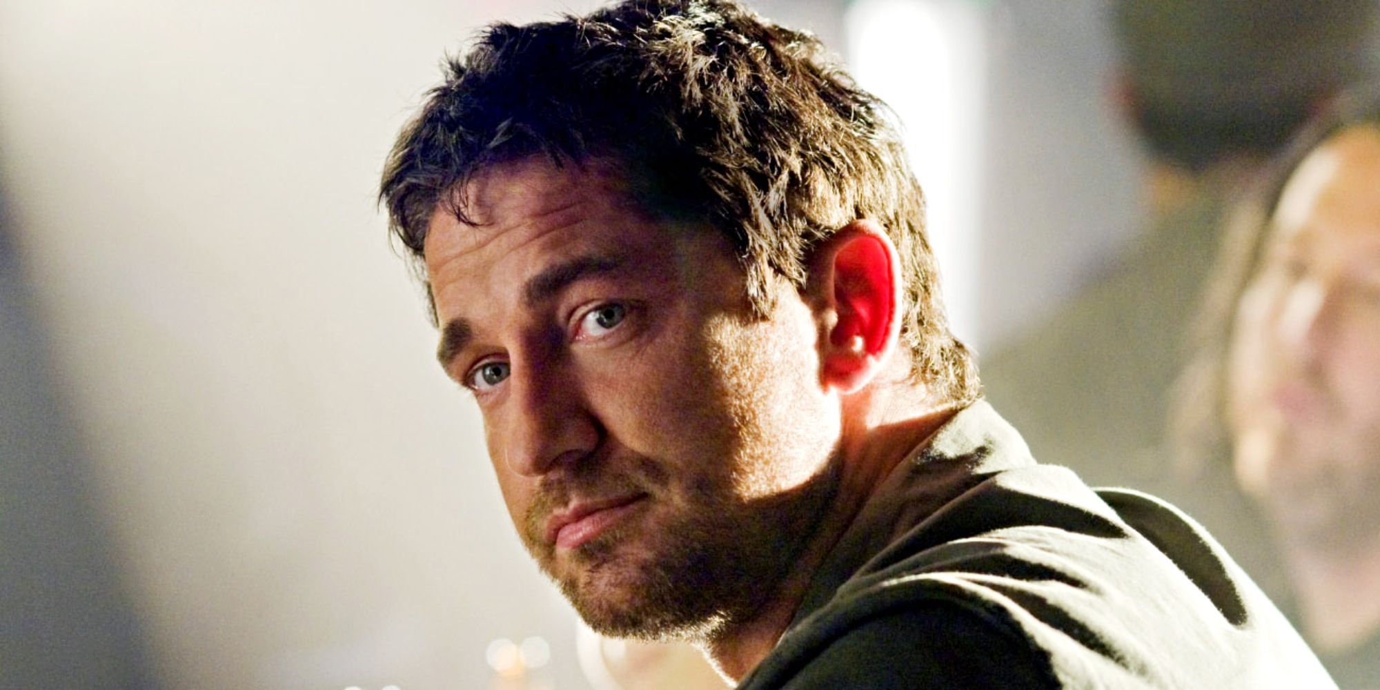 Gerard Butler’s 96-minute rom-com is about to disappear from Netflix