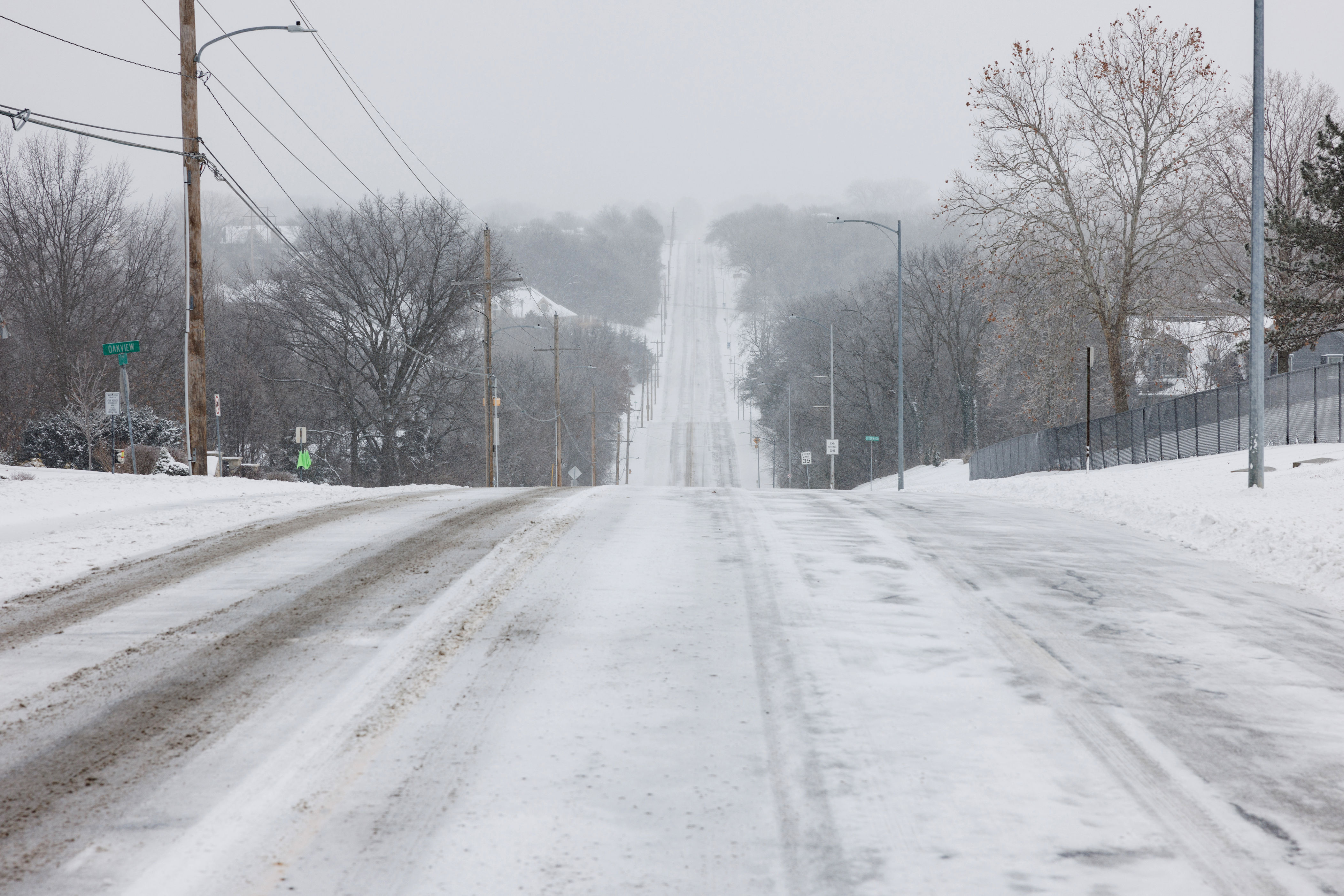 Winter weather alerts in 5 states as 9 inches of snow to hit<br><br>