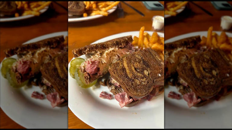 The 9 best Reuben sandwiches across America