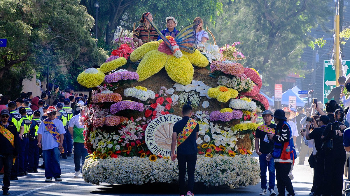 Star-studded Panagbenga thrills crowd in Baguio