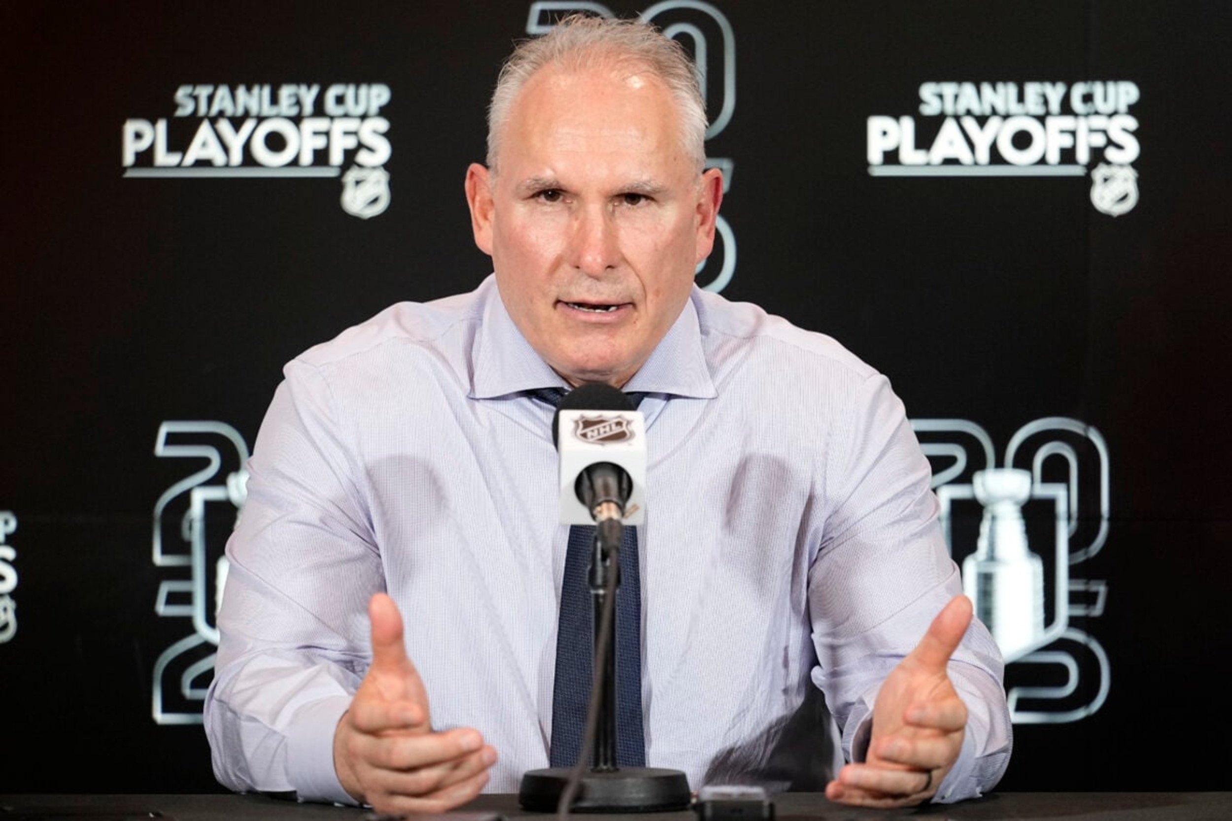 Maple Leafs news & rumours: Woll, Nylander, Babcock & Berube’s job