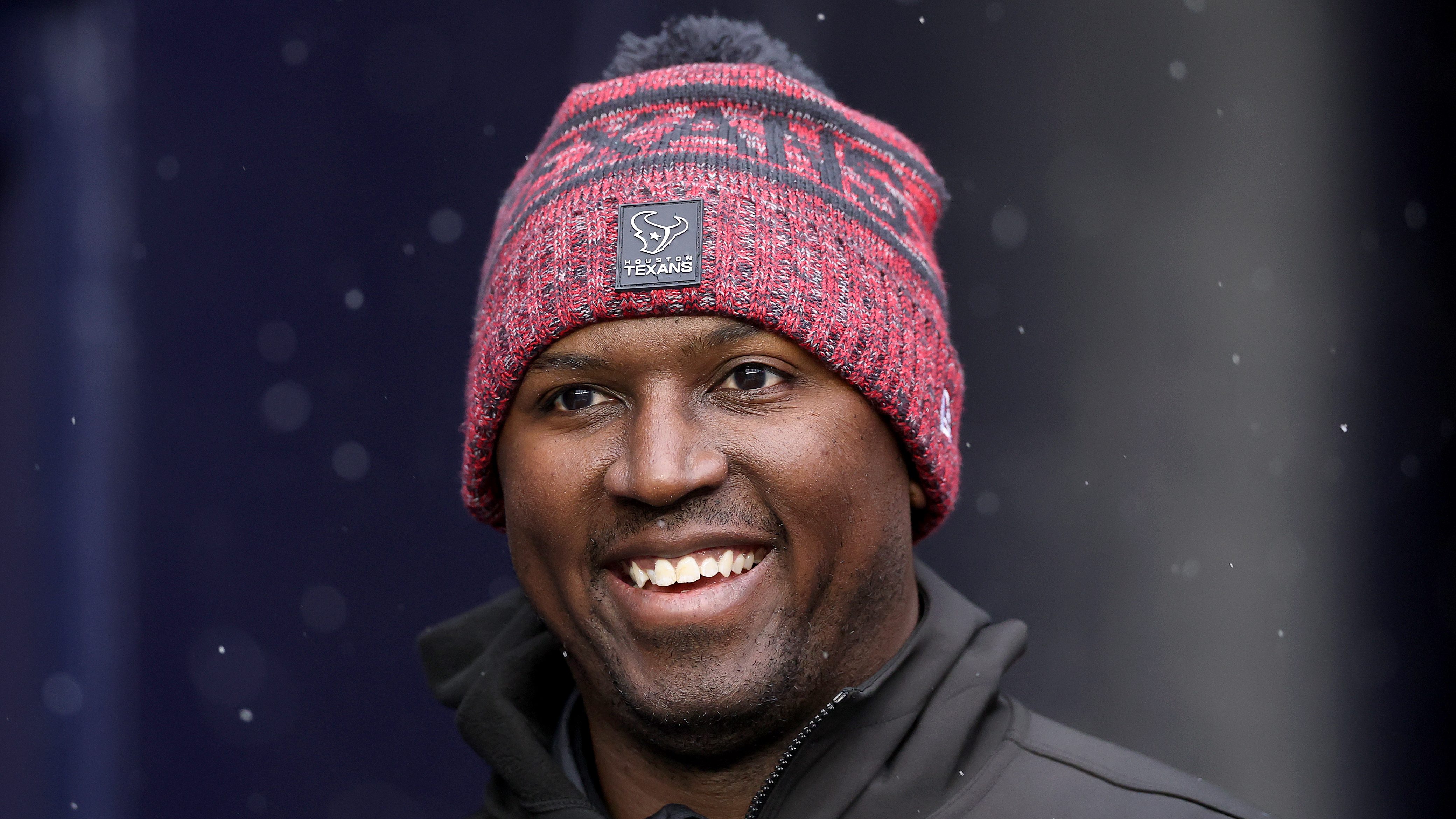 Eagles add former NFL QB to offensive coaching staff