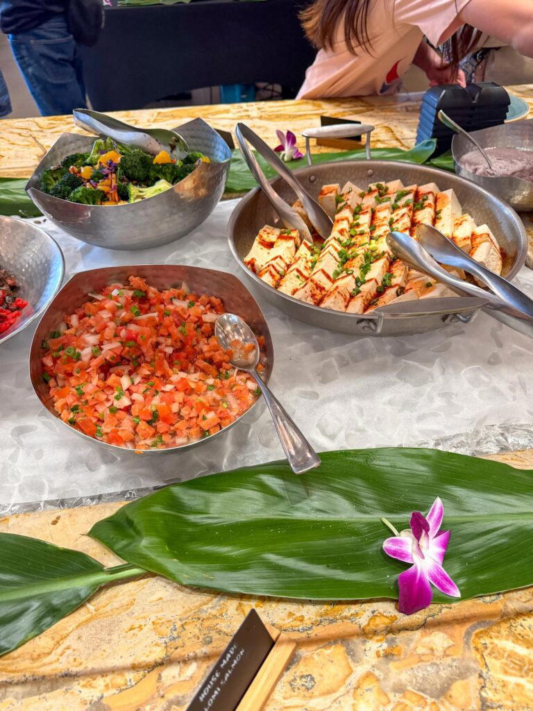 Na Lei Aloha luau review: One of the best hotel luaus in Hawaii