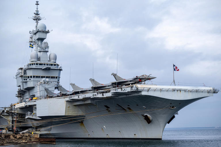 Le porte-avions français Charles-de-Gaulle.