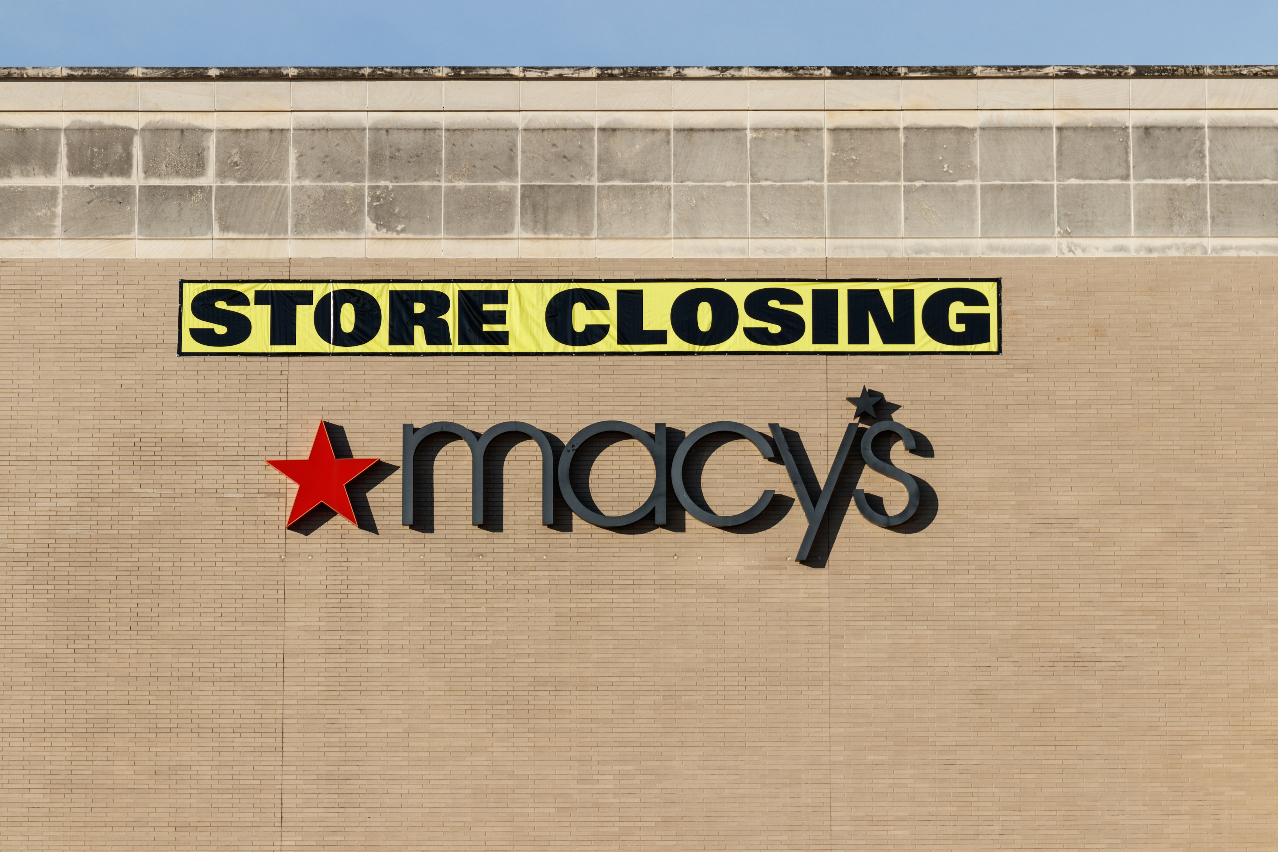 List of stores closing in March<br>