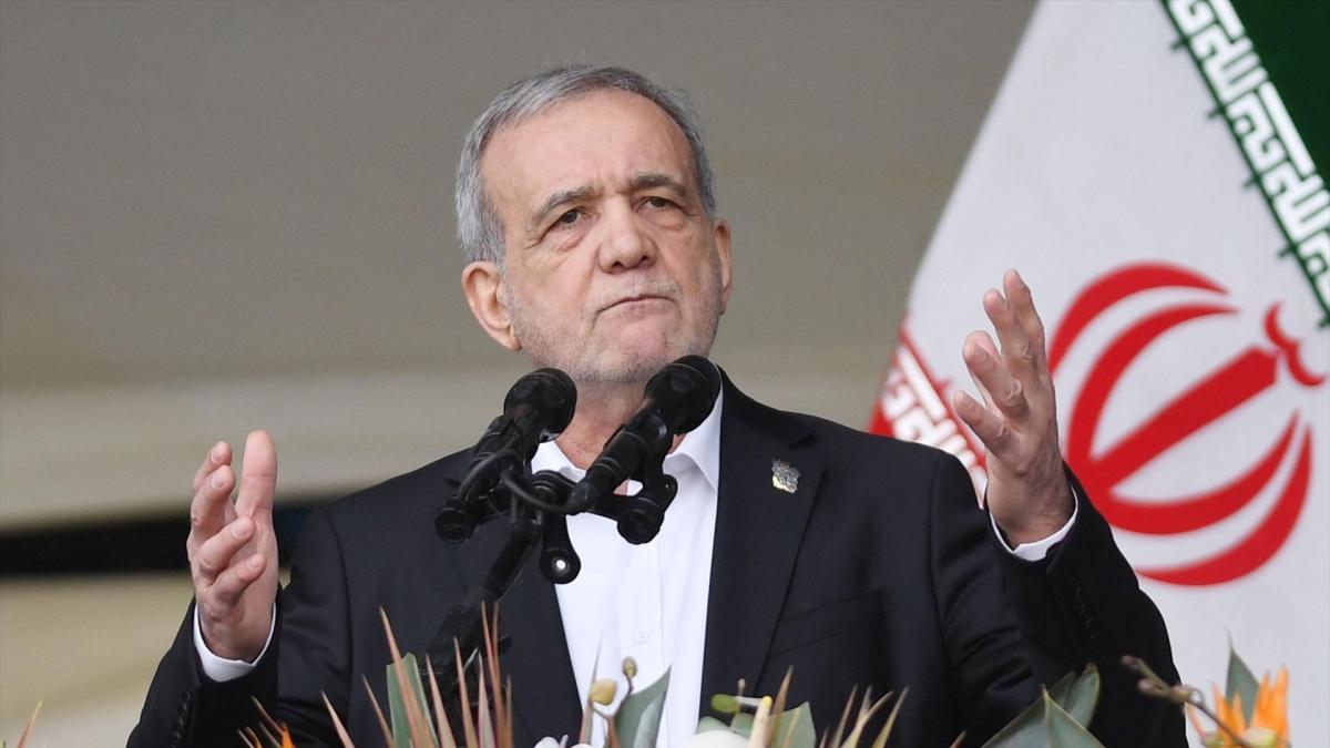 El presidente de Irán felicita a Sánchez por su postura ante la guerra