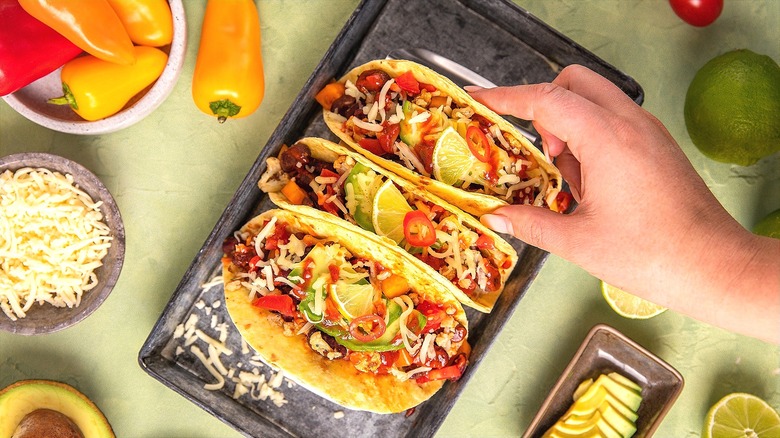 Low-carb taco shells are only 3 ingredients away. Here's how it works