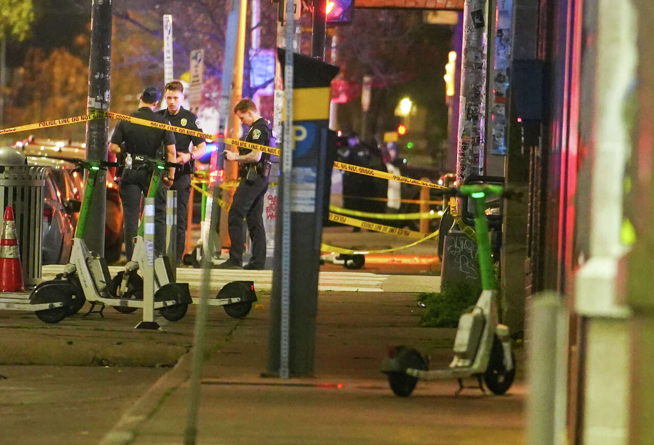 3 dead, 14 injured in Austin Sixth Street shooting outside Buford's bar ...